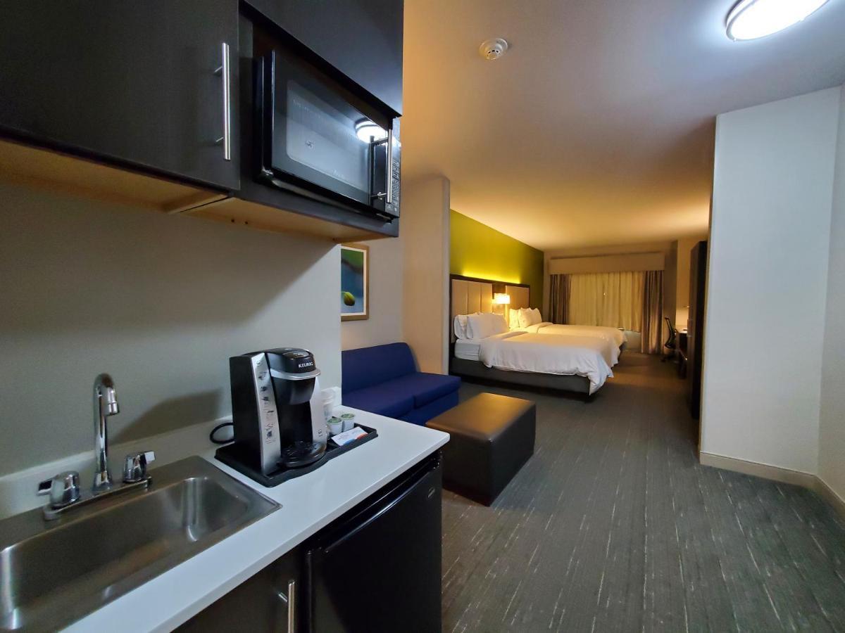 Holiday Inn Express Pearland By Ihg Екстериор снимка