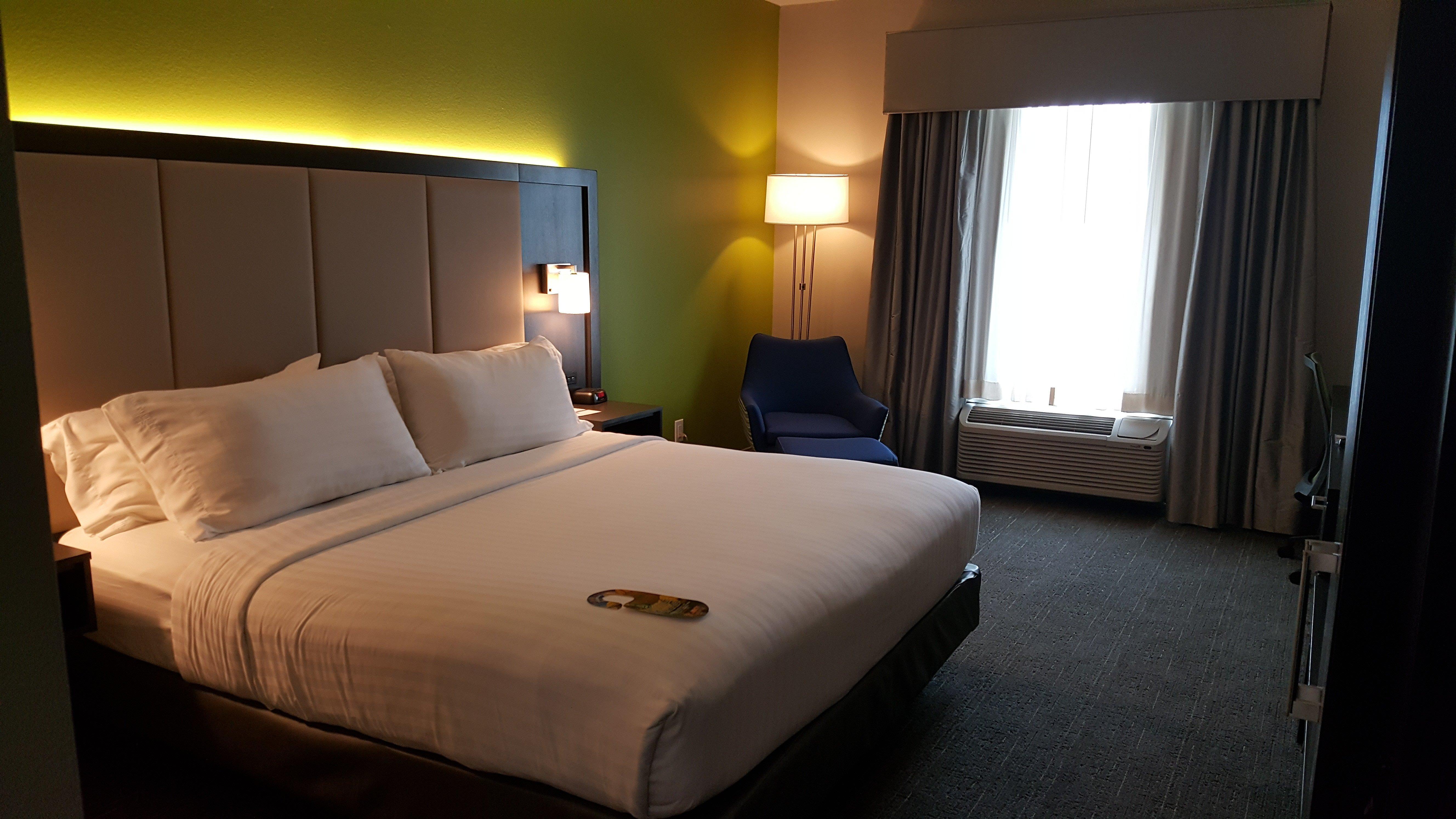 Holiday Inn Express Pearland By Ihg Екстериор снимка