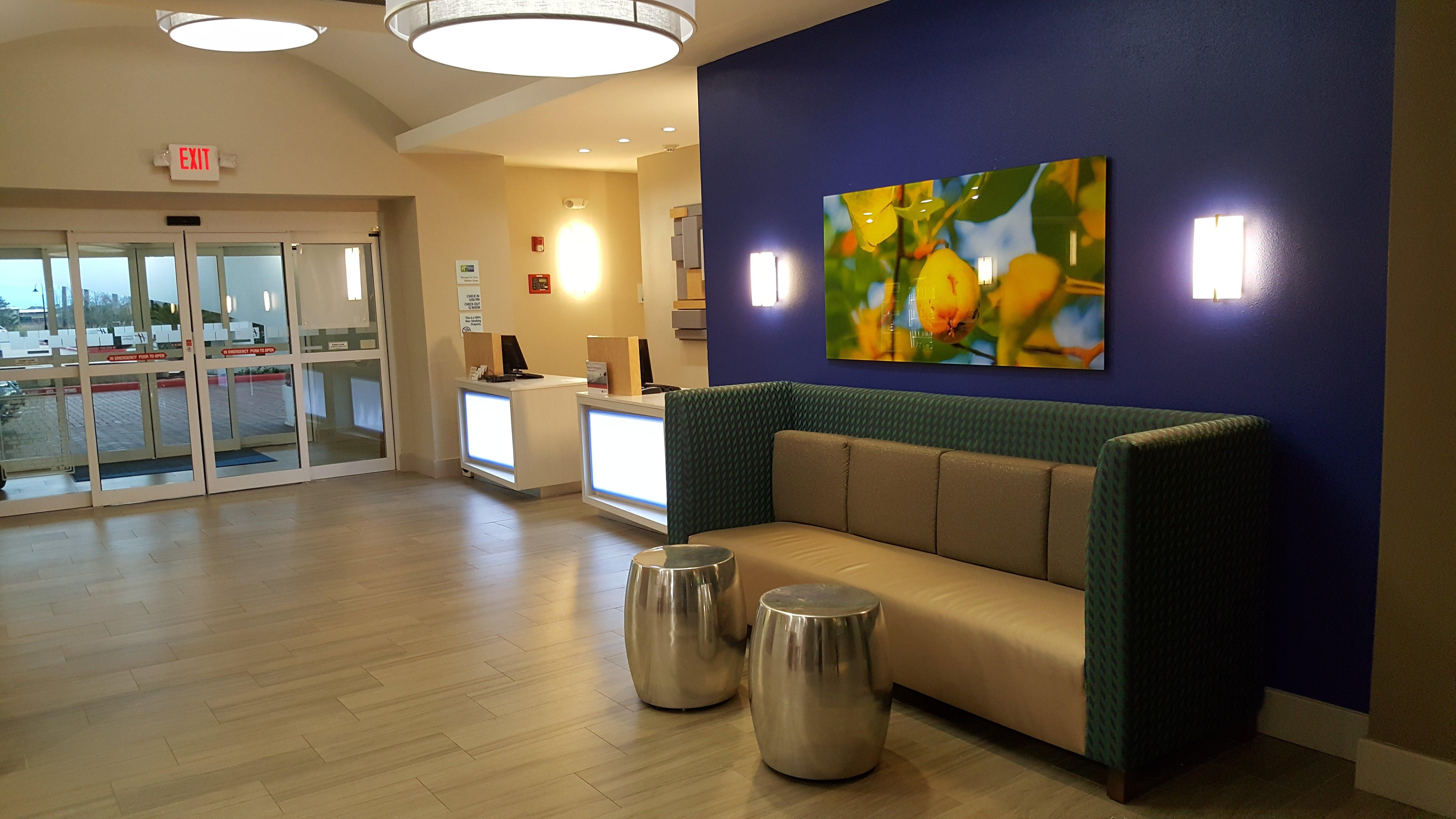 Holiday Inn Express Pearland By Ihg Екстериор снимка