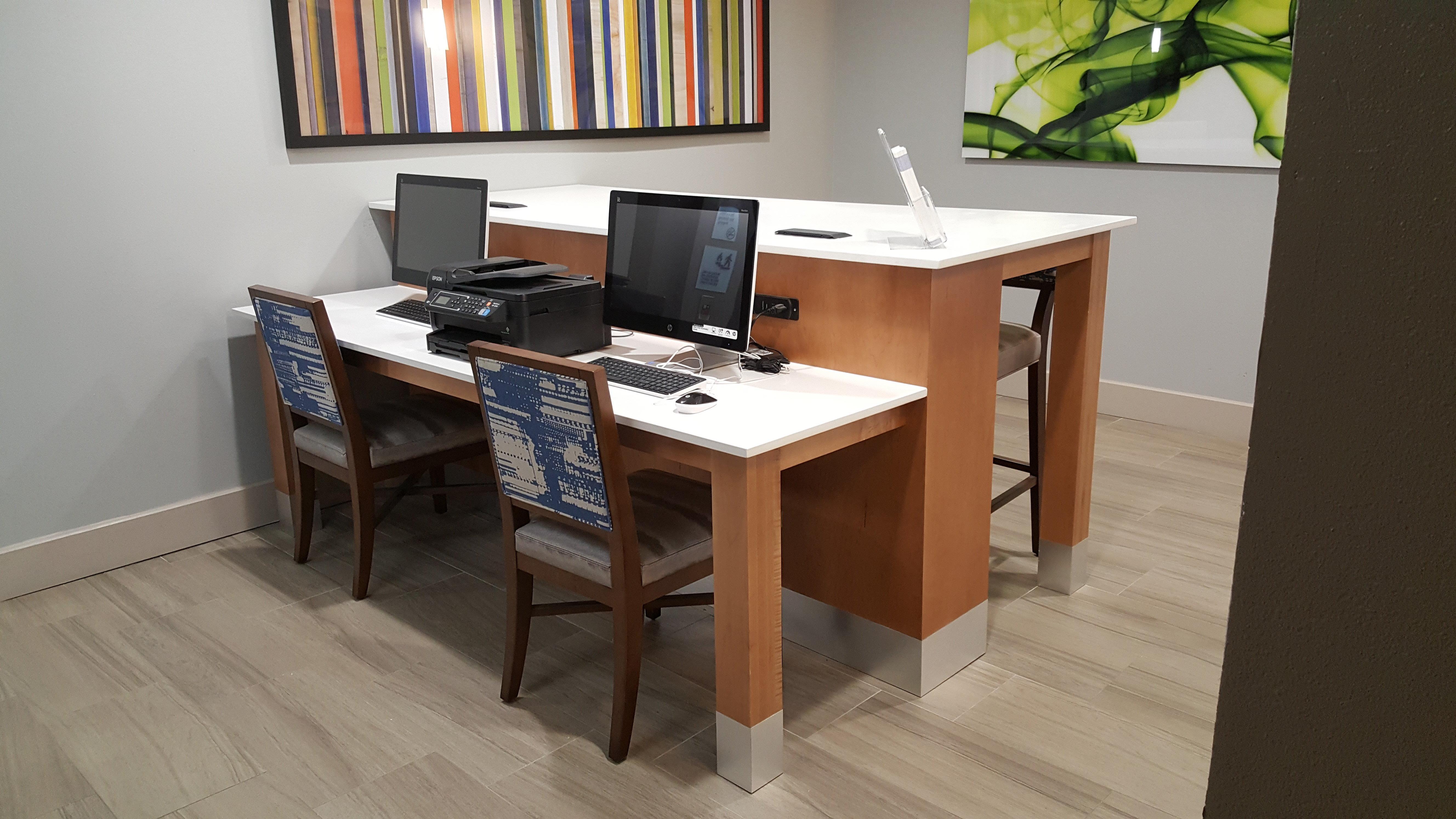 Holiday Inn Express Pearland By Ihg Екстериор снимка
